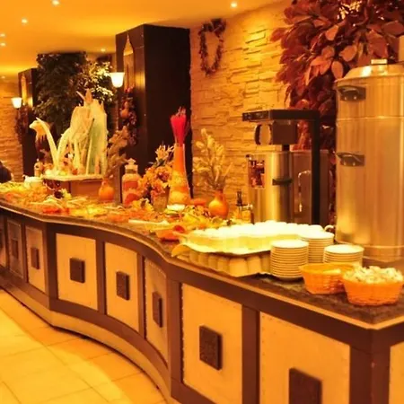 Hotel Grand Yazici 4*